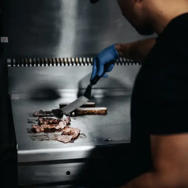 Cocina en Broncos Smoke